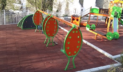 CHILDREN'S PLAYGROUNDS CHILDREN'S PLAYGROUNDS